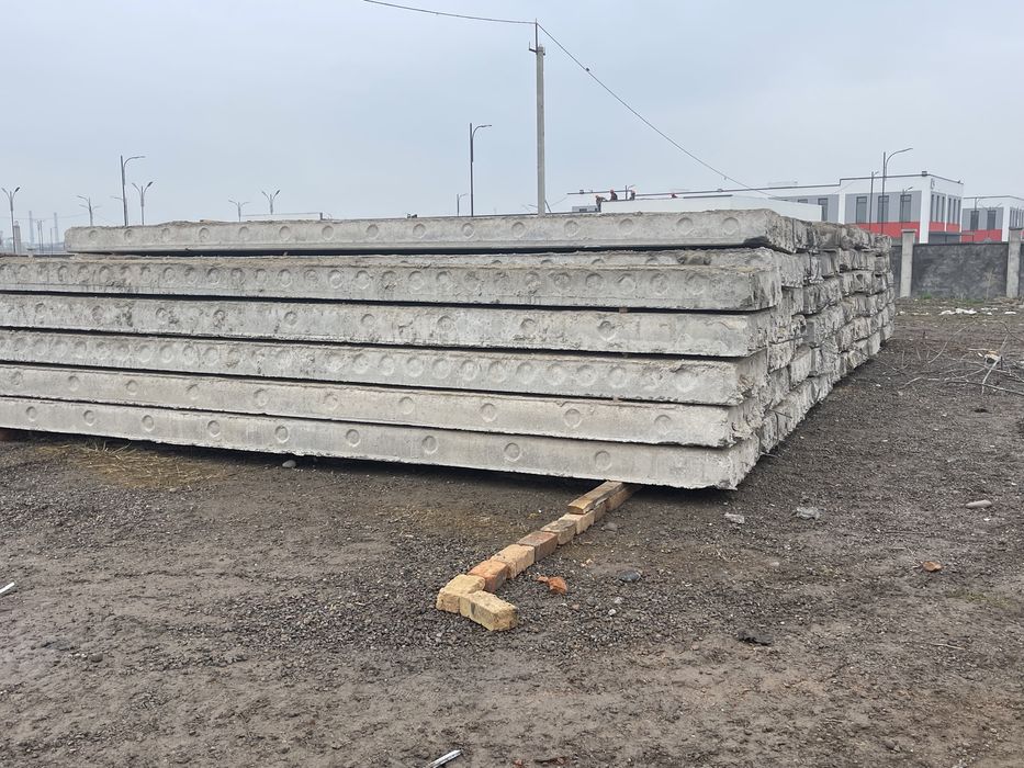 Beton plitalar harhil uzunlikda