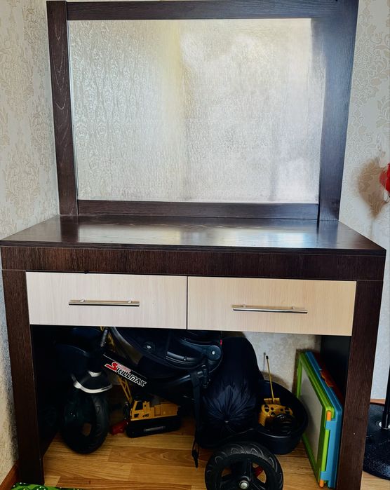 Туалетный столик