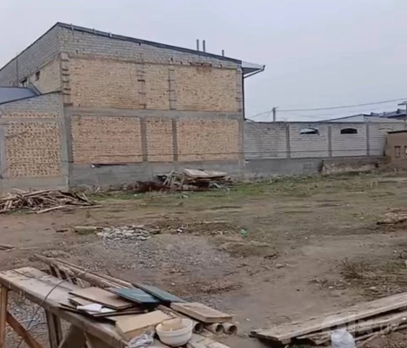 Yer sotiladi Nazarbek Mevazor maxallada 2sotx