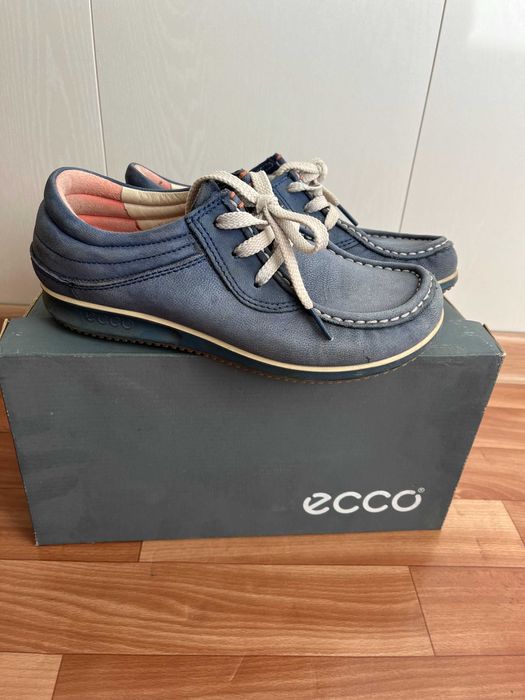 Обувь 37 размера разная