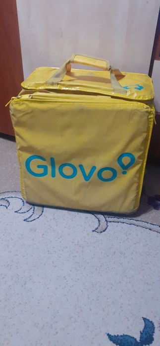 Vând geantă Glovo originală