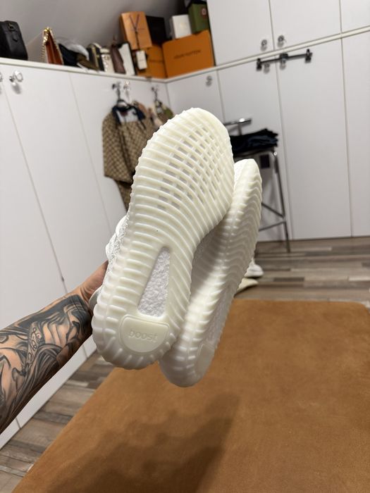 Yeezy alb marimea 43