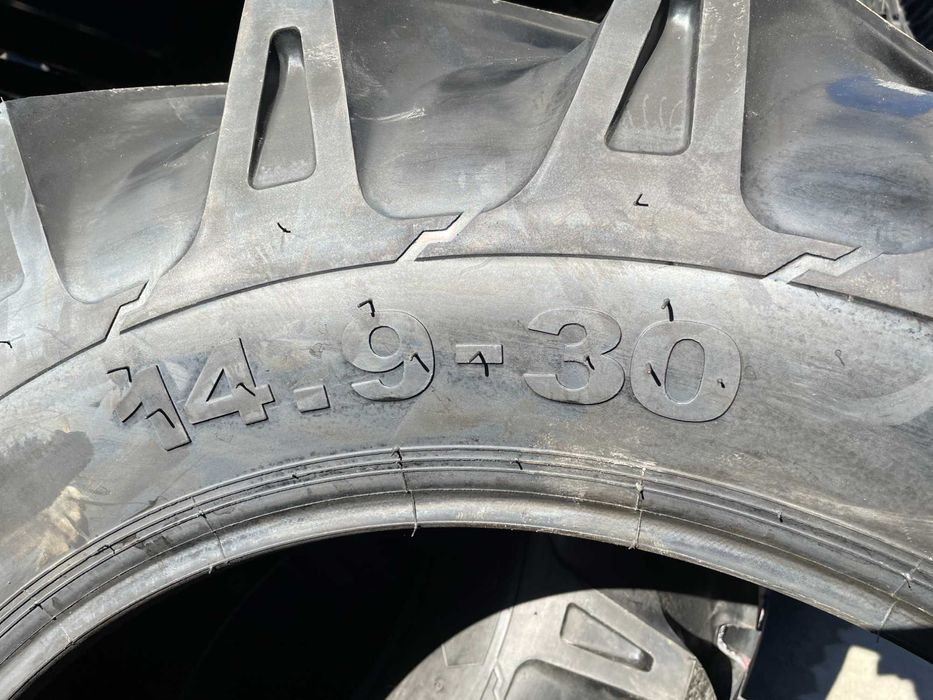 Cauciucuri noi 14.9-30 cu 10 pliuri marca OZKA pentru tractor spate