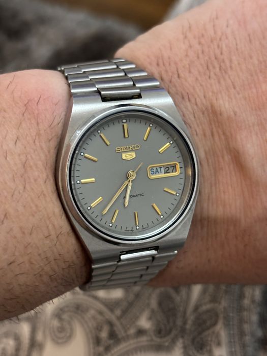 Seiko 5 automatic day date