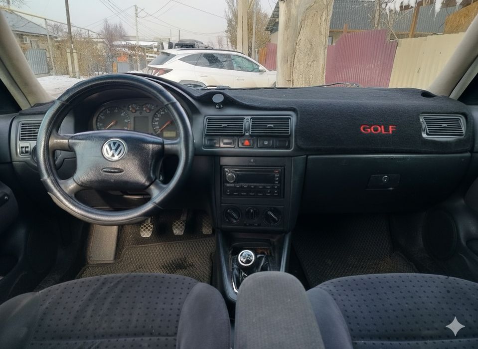 Volkswagen Golf 4