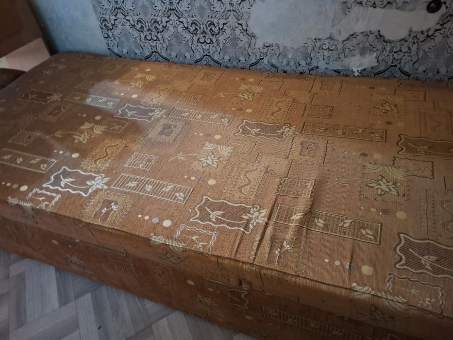 Кровать полуторку
