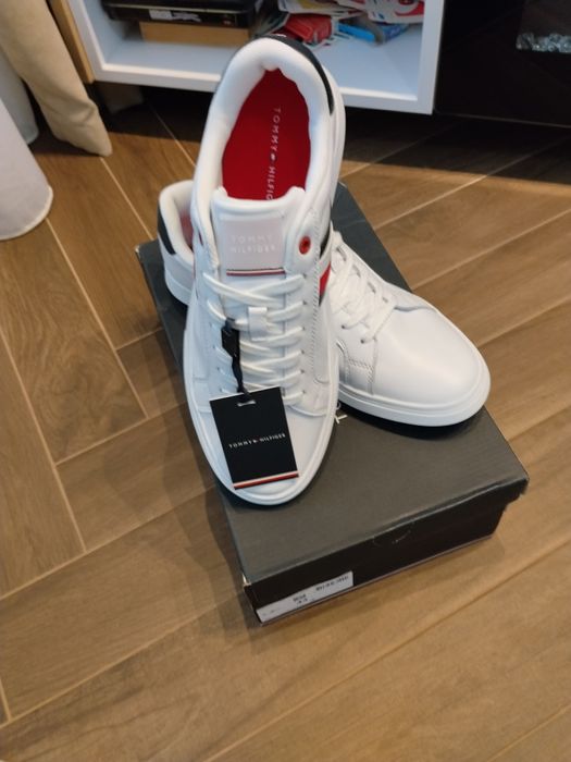 Pantofi piele sport adidasi tommy hilfiger marime 43 originali  tenisi