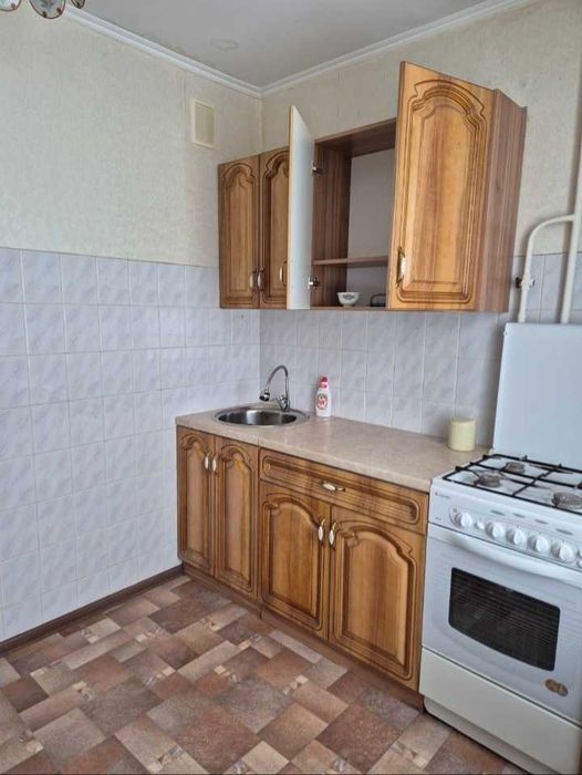 Меняю 2к.кв. Братьев Жубановых 202