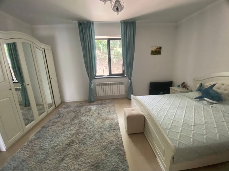 Спальный гарнитур Венера 5д