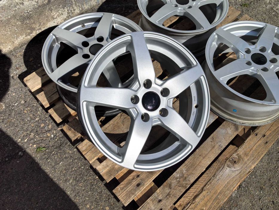 16 цола 5 х 112 мм Фолксваген / СЕАТ / Шкода / АУди - 6,5 Инча / ЕТ 48