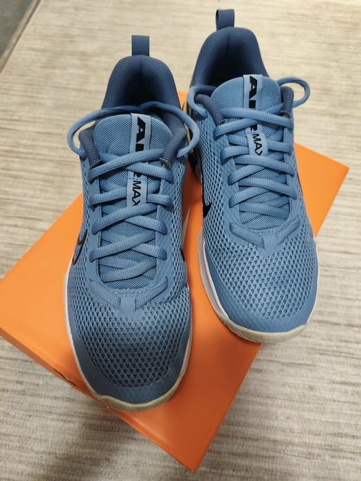 Маратонки NIKE 44номер