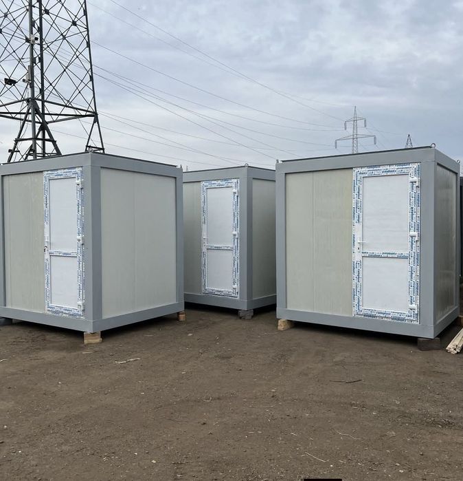 Vand containere modulare personalizate sau standard