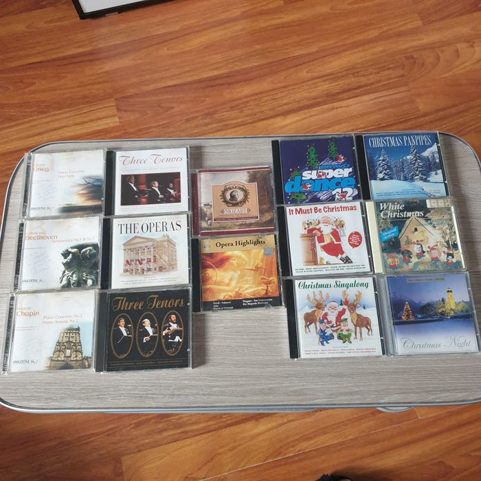CD-uri românești și internationale