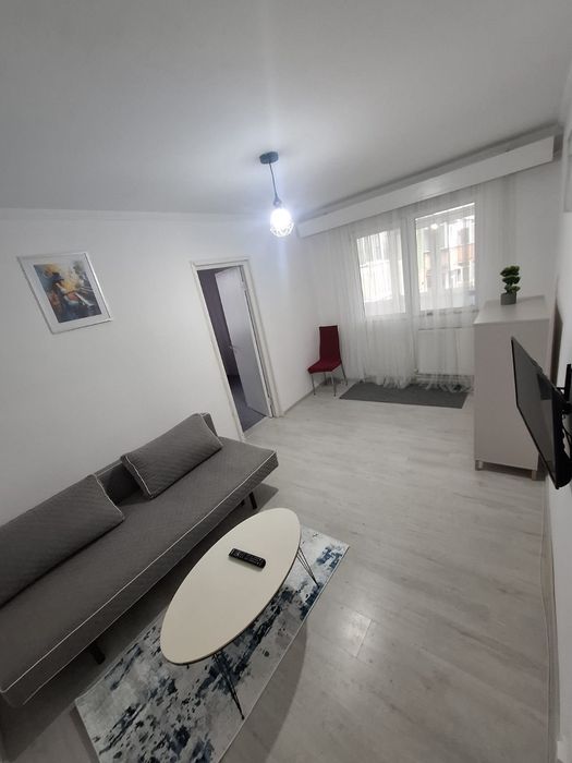 Închiriez apartament 2 camere
