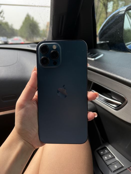 12 PRO MAX продам