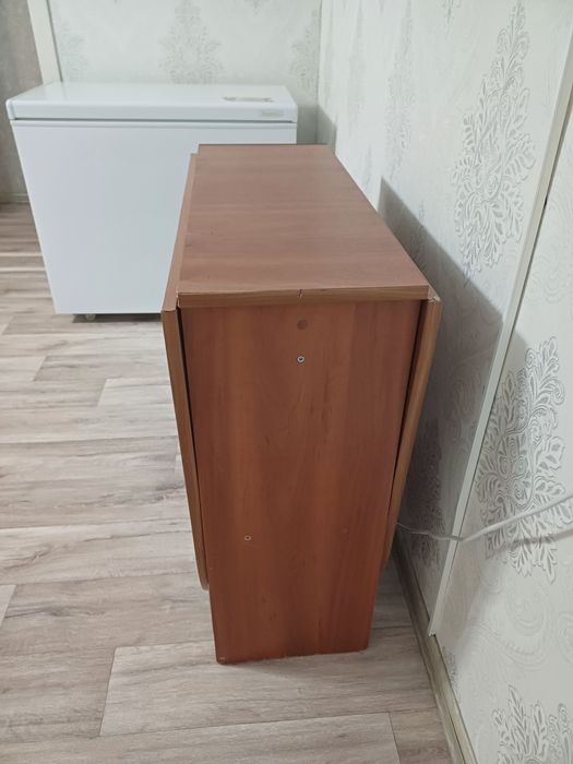 Продам стол в хорошем состоянии