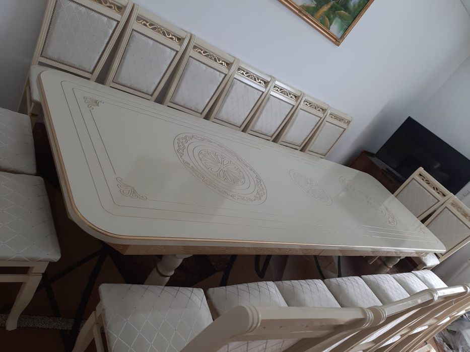 продам стол со стульями