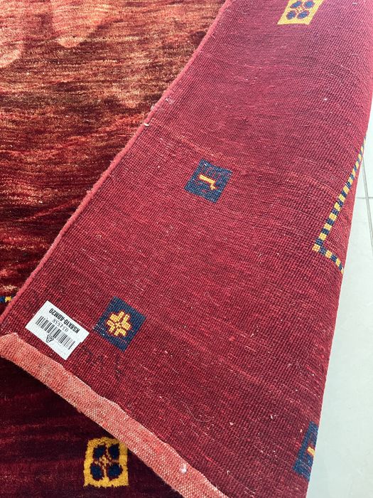 Килим  гулям 2.49 м*2.77 100% вълна