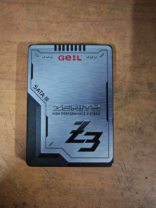 SSD диск на 60Gb