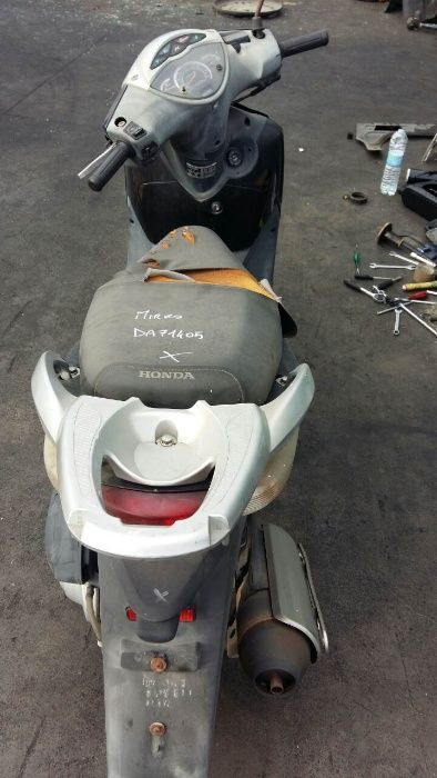 Honda SH 150i-На части