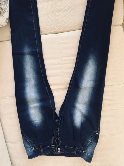 Дамски дънки различни размери