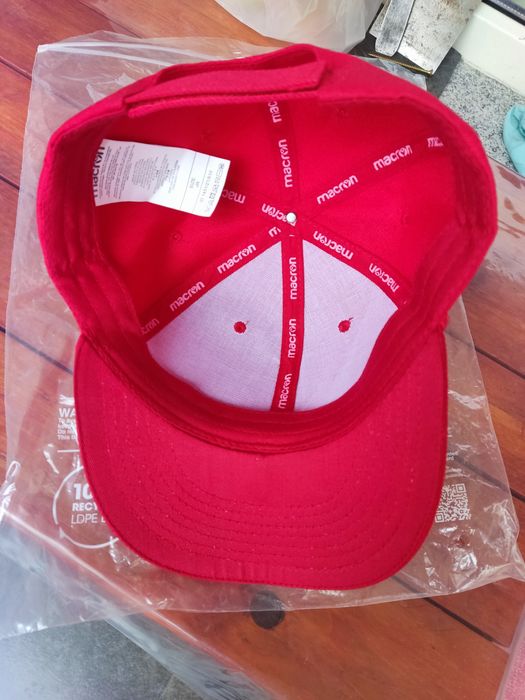 Шапка нова - Macron