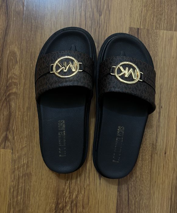 Чехли Michael Kors 37