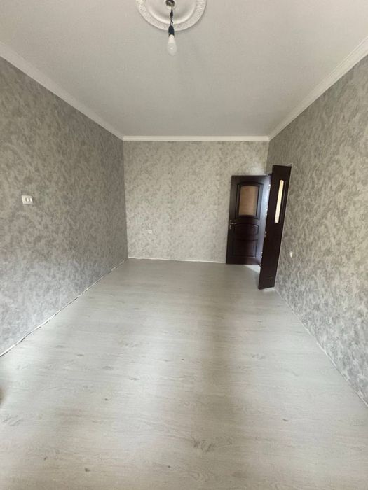 Продам 2-комнатную квартиру, район Янгихаёт,массив Дуслик-1