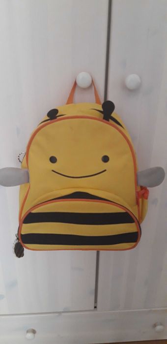 Намалена цена! Детска раничка Zoo пчеличка