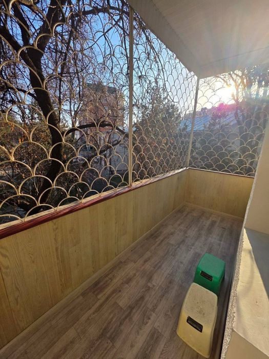 Продается 4-х комнатная 77 Серия гостиница Россия