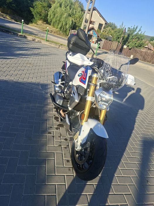 Moto BMW R1250R din 2019