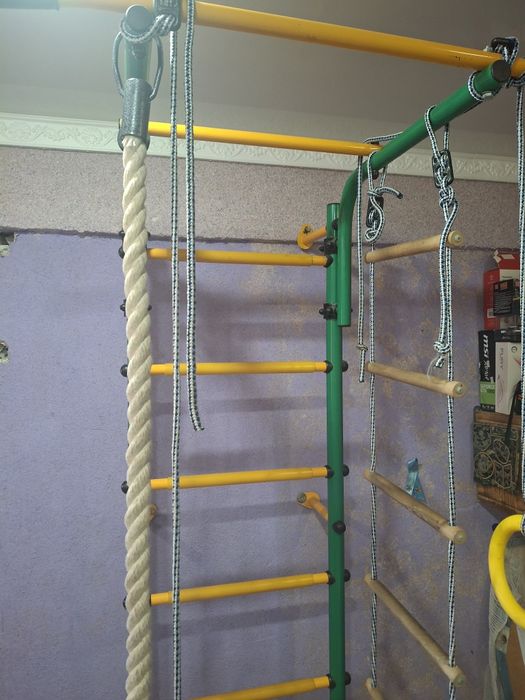 Продам шведскую стенку