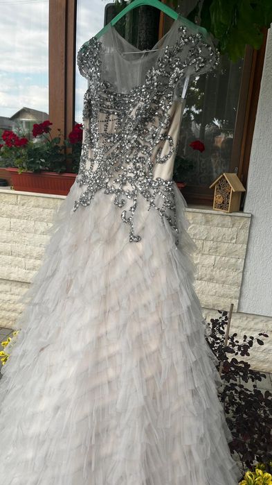Rochie de seara aproape noua