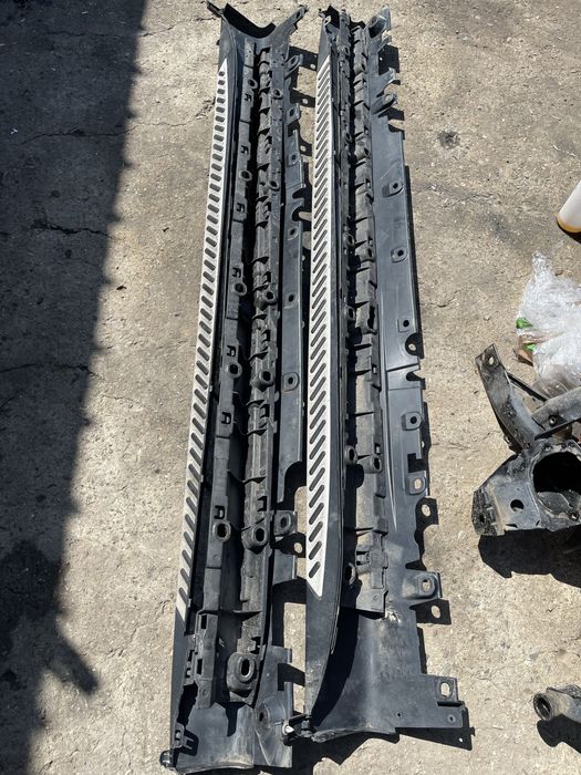 Оригинални степенки за Бмв Ф15