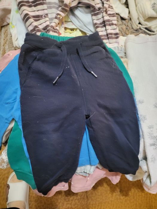 Отдам даром детские вещи для девочки