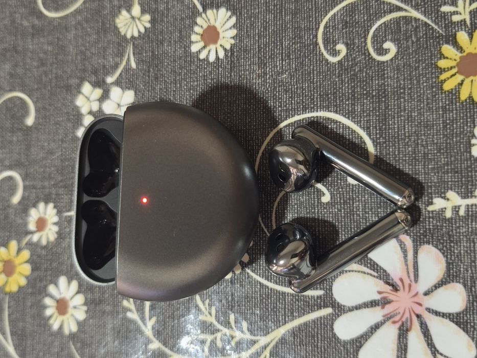 Huawei Free buds 4E оригинал в хорошем состоянии