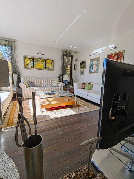 Продава се Къща в Априлци - 300 кв.м за 1167 €/кв.м - Снимка #12