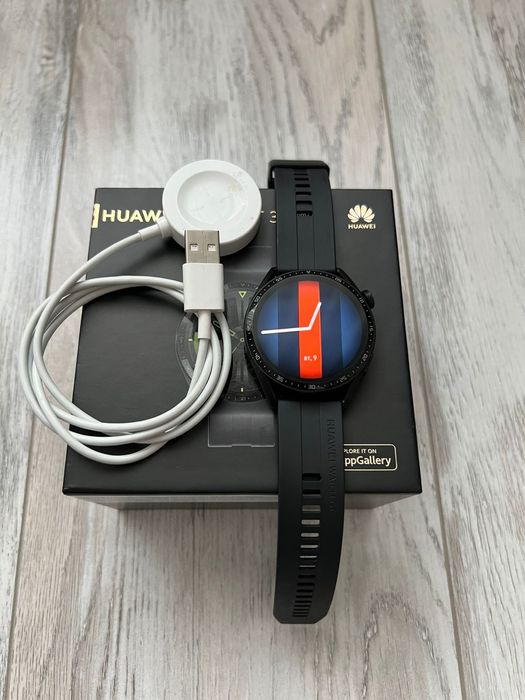 Срочно Смарт часы Huawei GT3