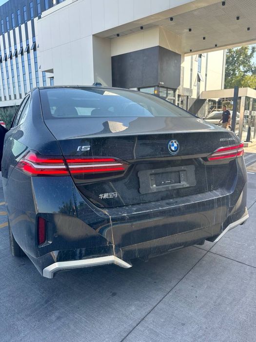 BMW i5 eDrive40L Премиум электрокар