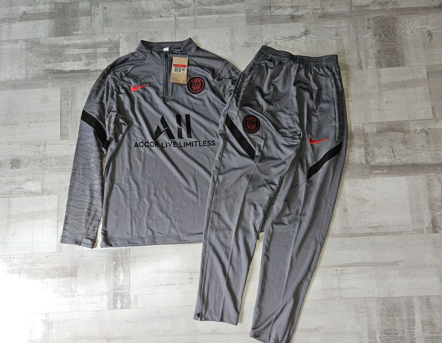 *OFERTA* Compleu PSG diferite culori