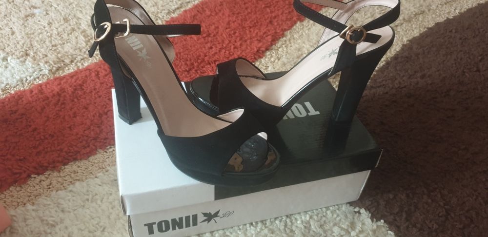 Sandale elegante