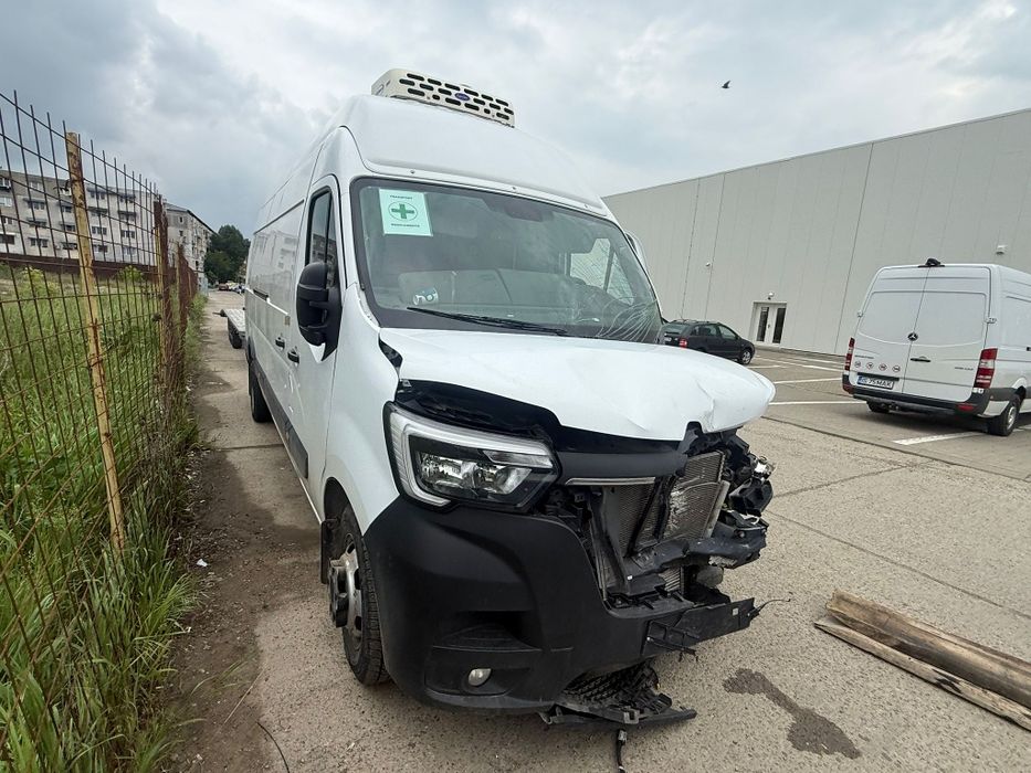RENAULT Master 2023 — imagine 2