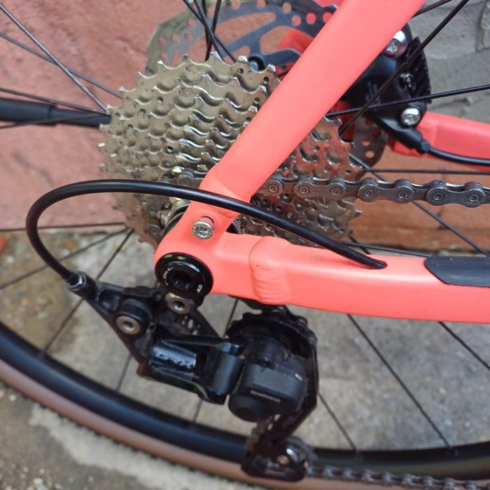 Bicicleta gravel grx 2x10