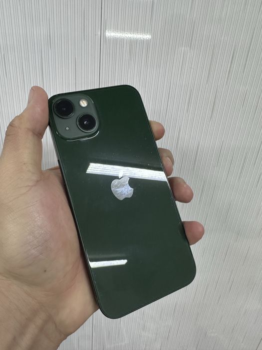 Срочно продается телефон Iphone 13