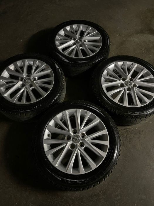 Оригинальные диски от Камри 55 серебро