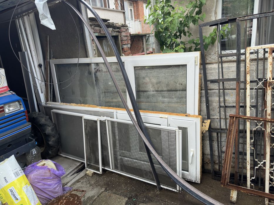 Вратопрозорец , дограма и 5бр алуминиеви врати