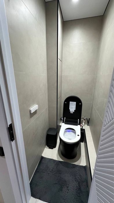 Продается 3 комнатная квартира,90м2,ор-р 222 школа,Карасу 6