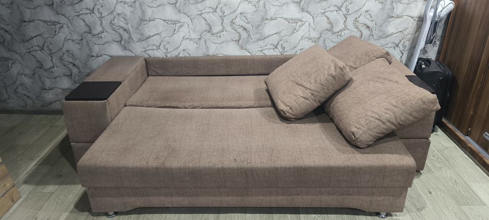 Продам раскладной диван