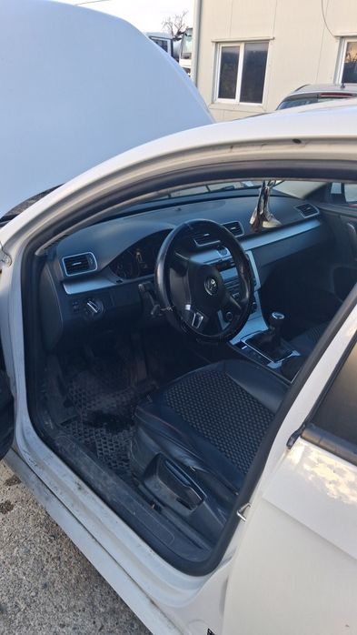 VOLKSWAGEN Passat 2012 — imagine 4