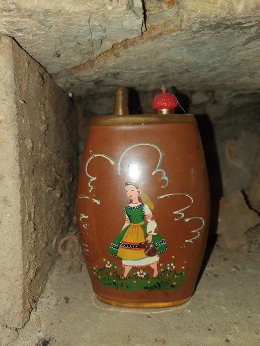 Старо порцеланово павурче